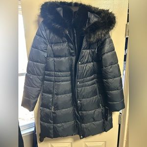 Tahari winter coat, navy blue, size large